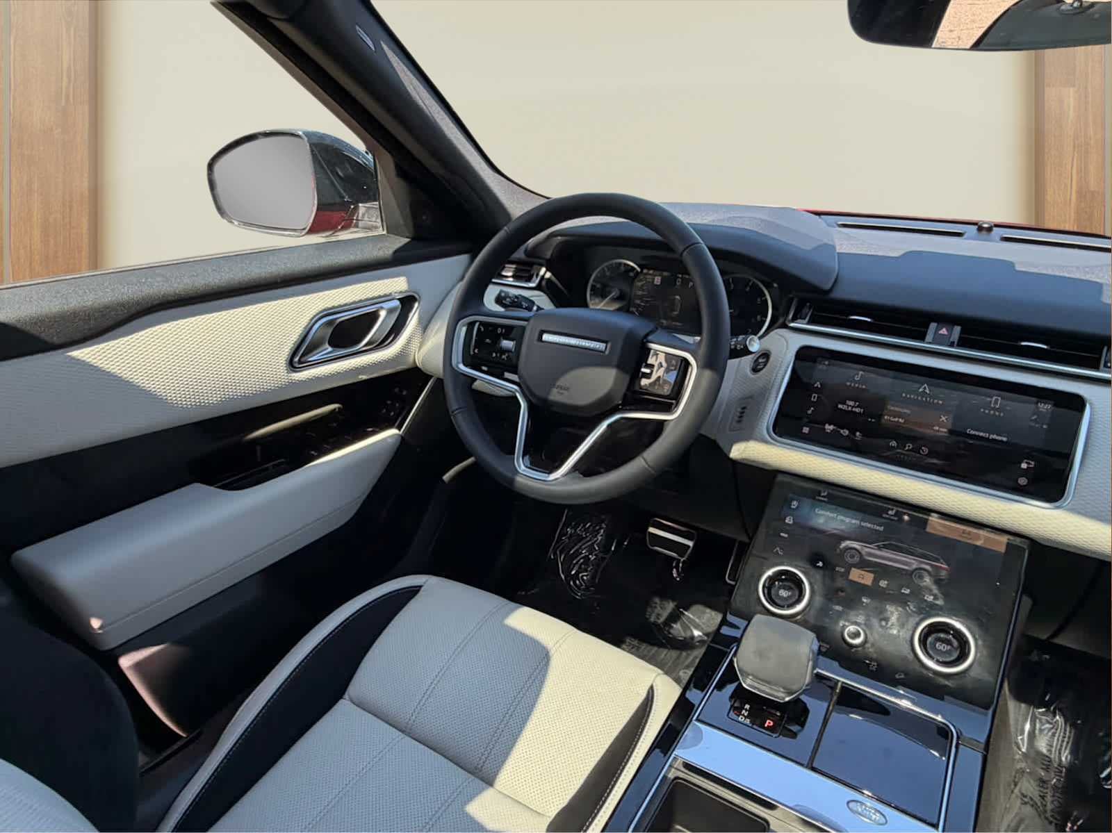 Used 2023 Land Rover Range Rover Velar R-Dynamic S AWD/4WD image 13