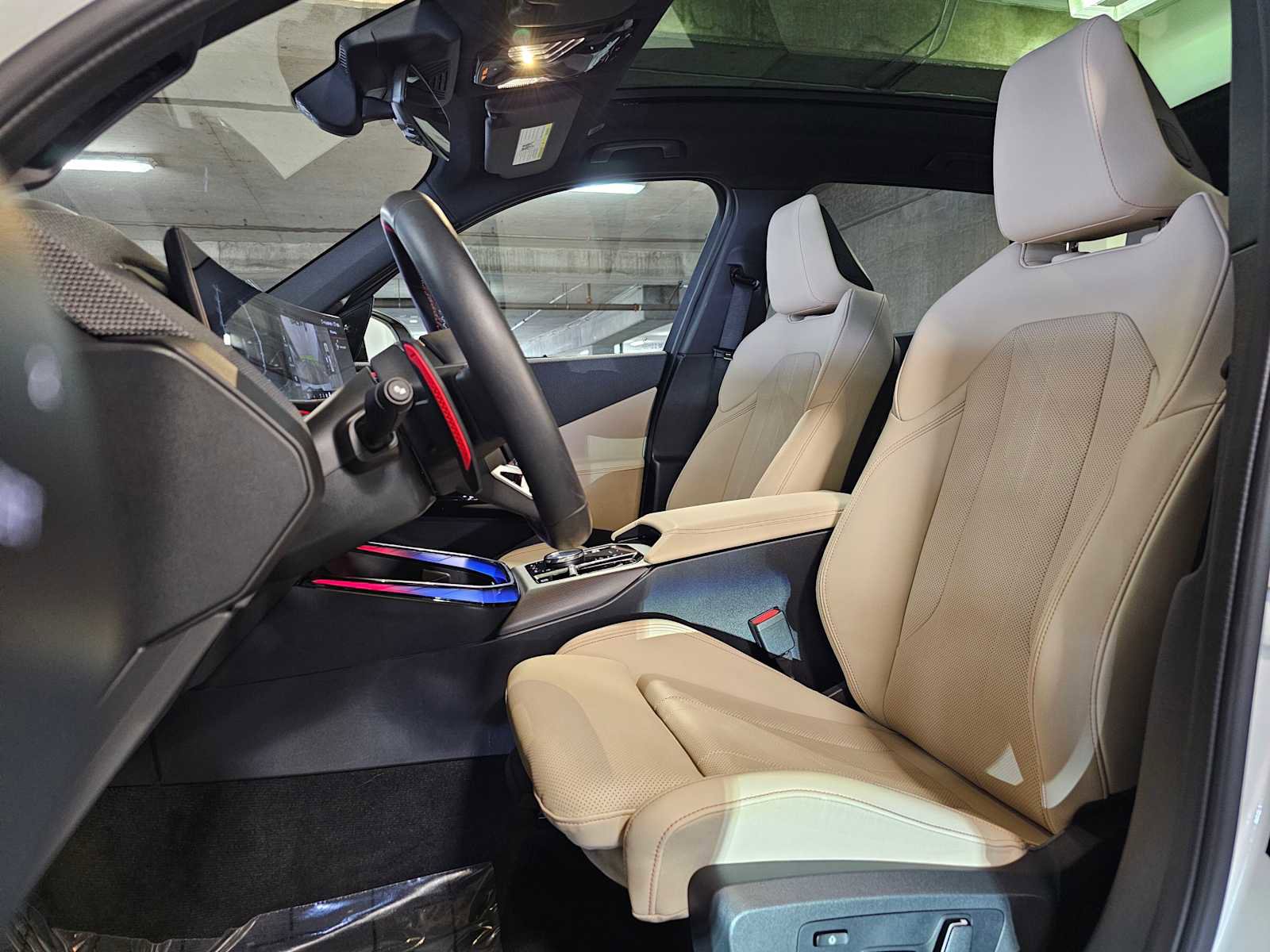 Used 2025 BMW X3 M50 w/ Premium Package image 31