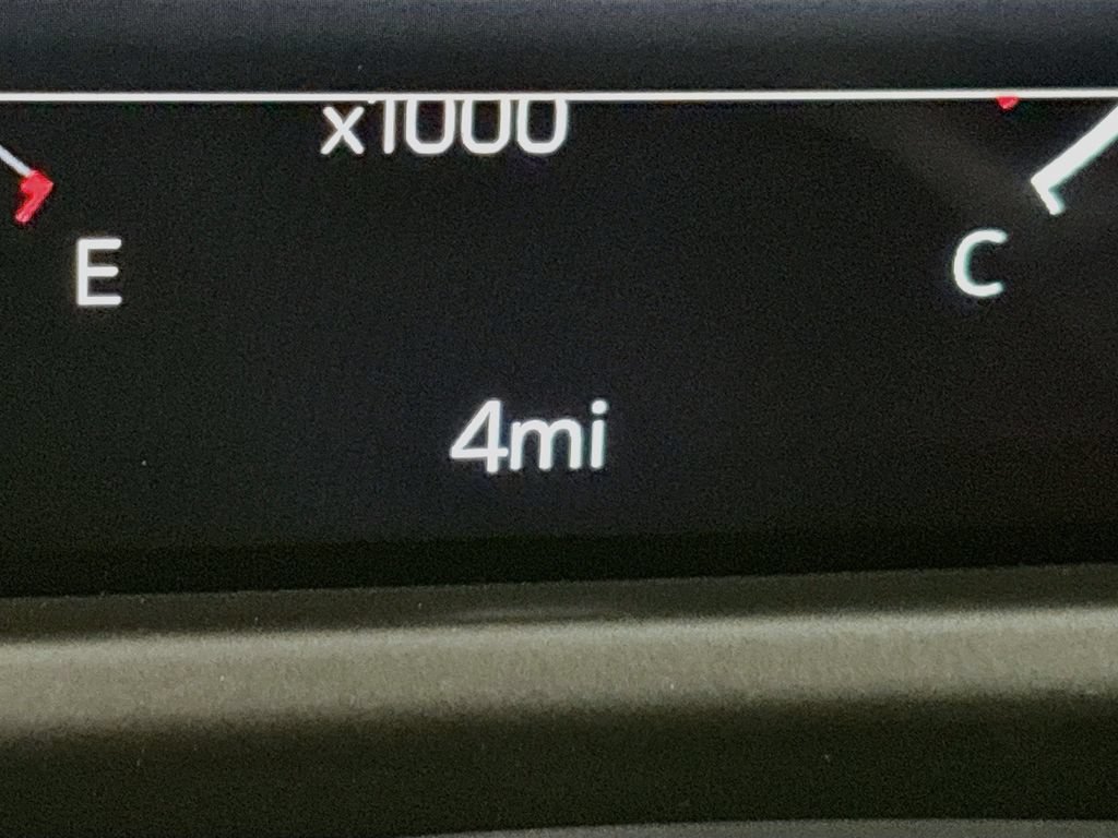 New 2026 GMC Acadia Elevation w/ Black Edition AWD/4WD image 12