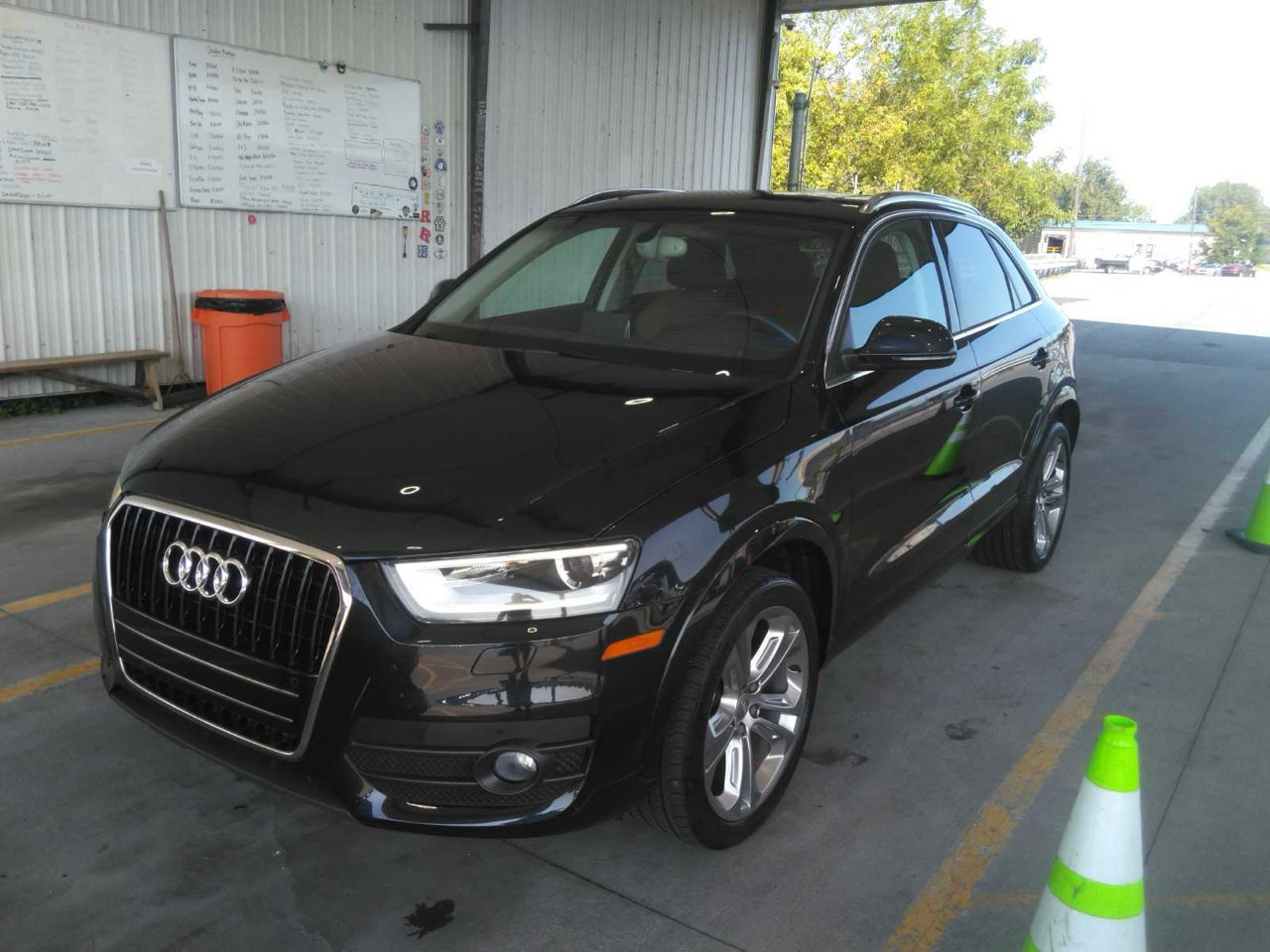 Used 2015 Audi Q3 2.0T Prestige w/ Prestige Package image 1