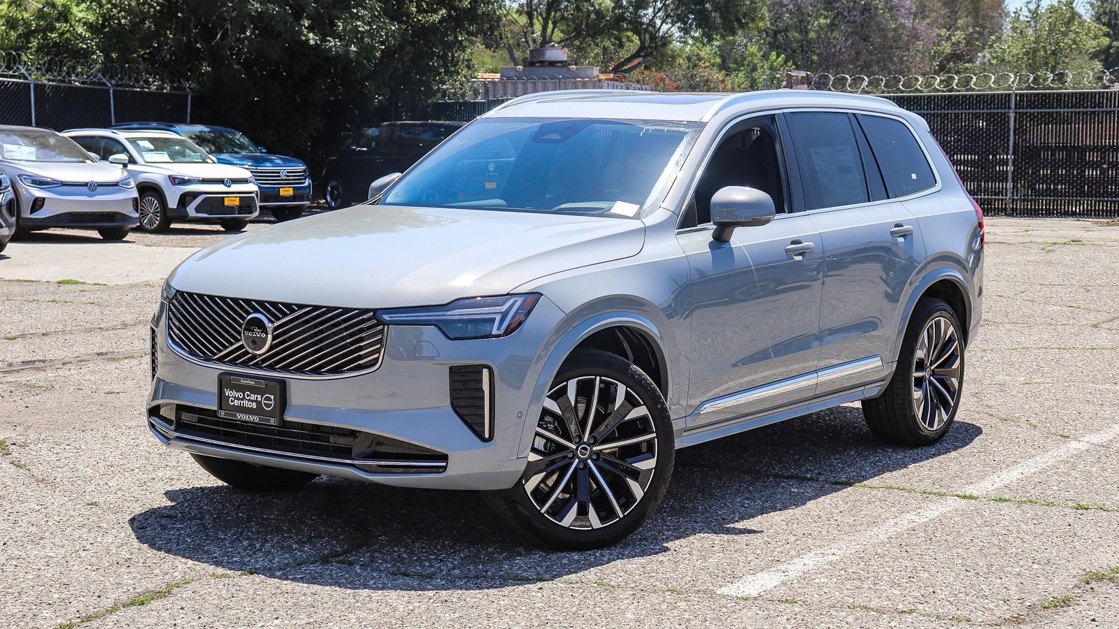 Used 2025 Volvo XC90 B6 Ultra w/ Protection Package Premier