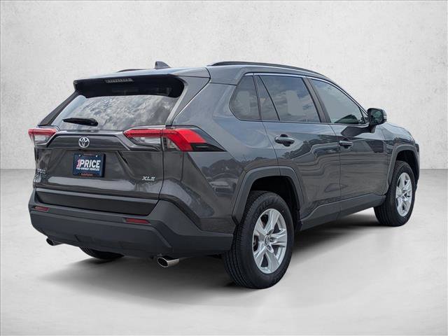 Used 2021 Toyota RAV4 XLE FWD image 5