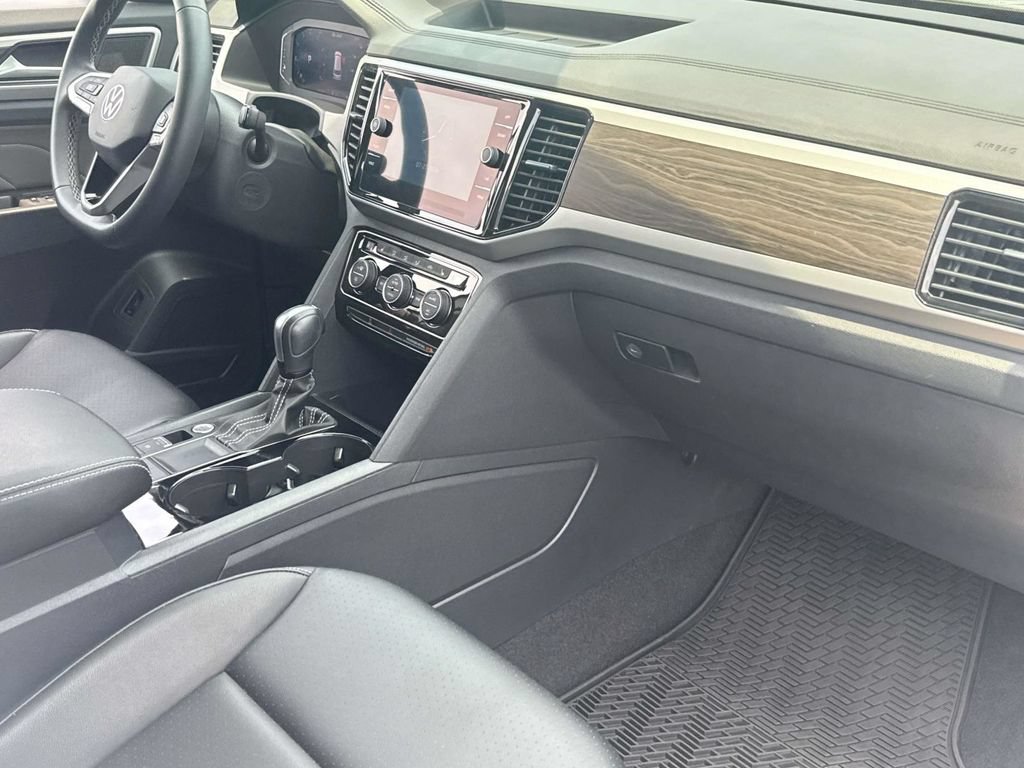 Used 2023 Volkswagen Atlas SE FWD image 35