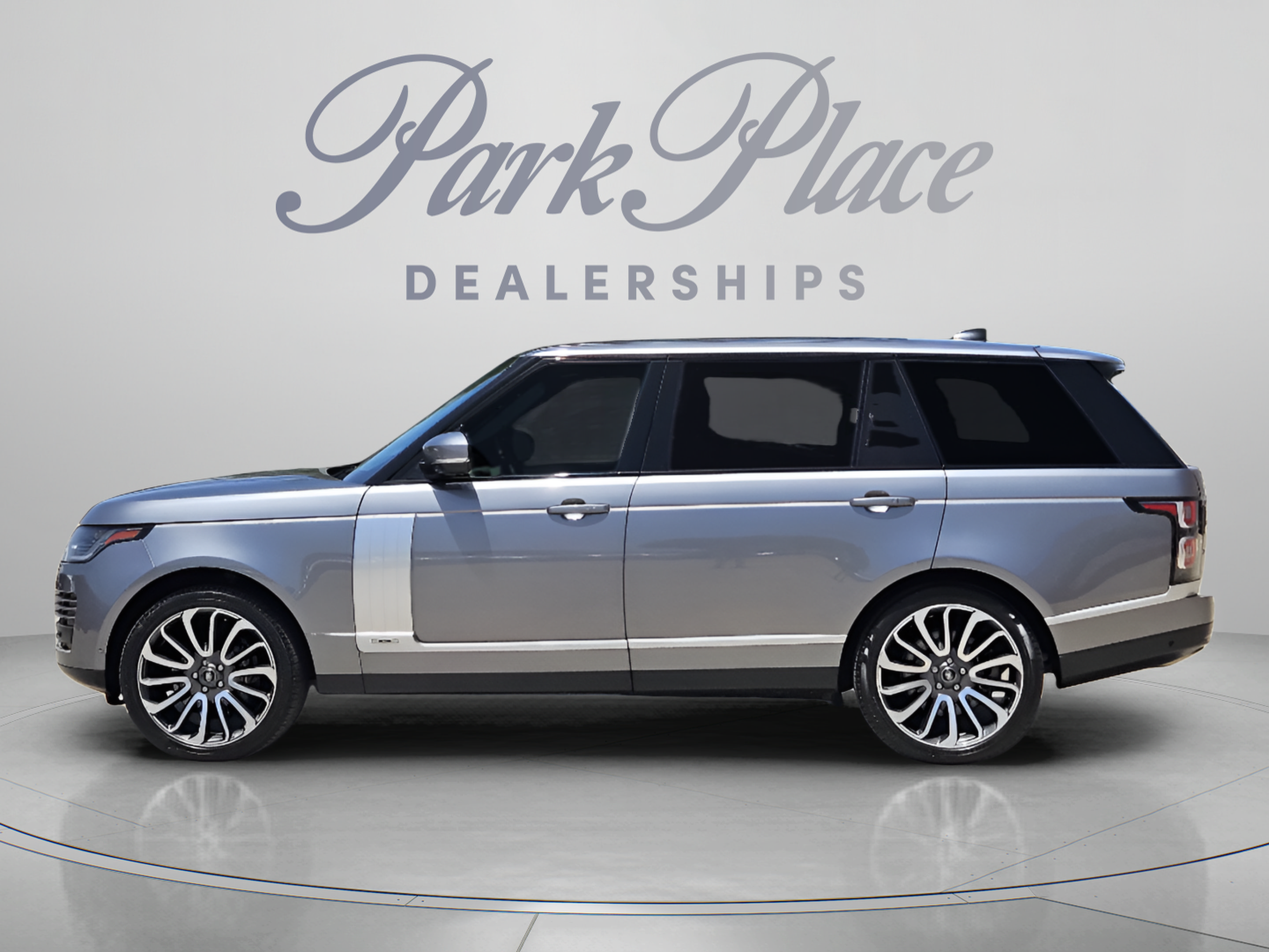 Used 2020 Land Rover Range Rover Long Wheelbase HSE AWD/4WD image 2