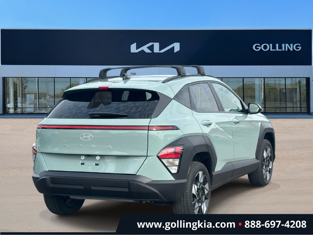Used 2025 Hyundai Kona SEL AWD/4WD image 3