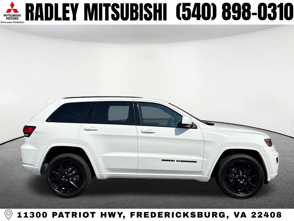 Used 2020 Jeep Grand Cherokee Altitude AWD/4WD image 21