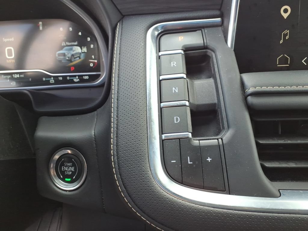 Certified 2023 GMC Yukon SLT w/ SLT Premium Package AWD/4WD image 23