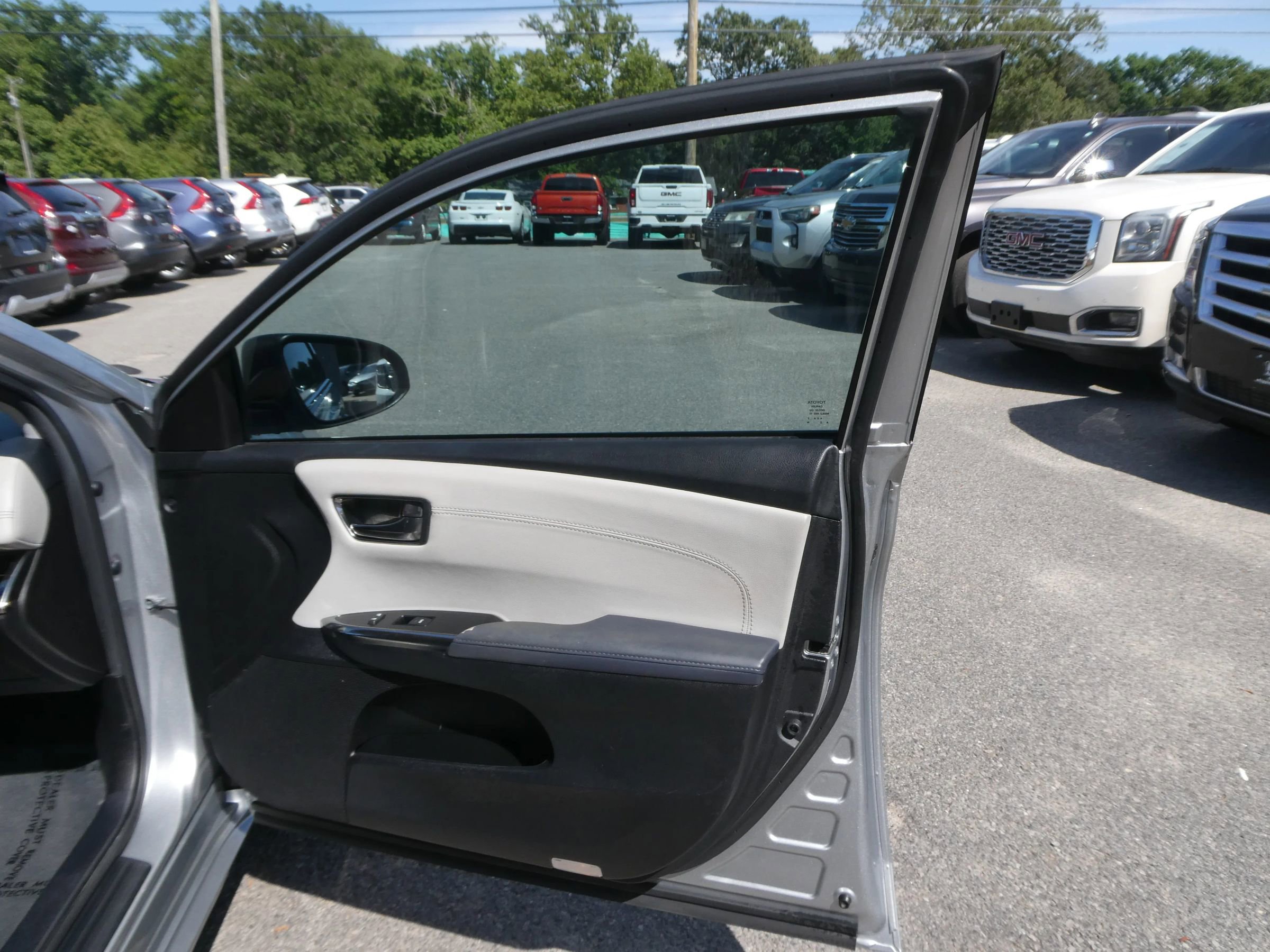 Used 2015 Toyota Avalon XLE Premium FWD image 27