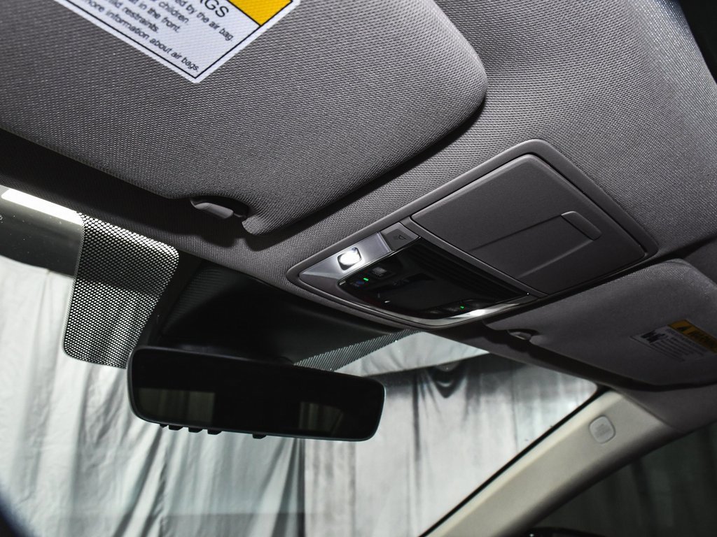 Used 2021 Acura TLX w/ Technology Package image 39