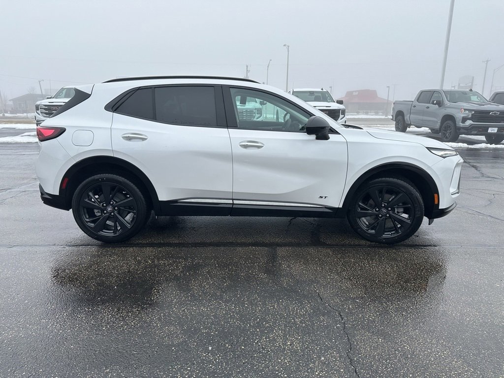 New 2025 Buick Envision Sport Touring image 6