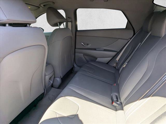Used 2025 Hyundai Elantra Sport image 17