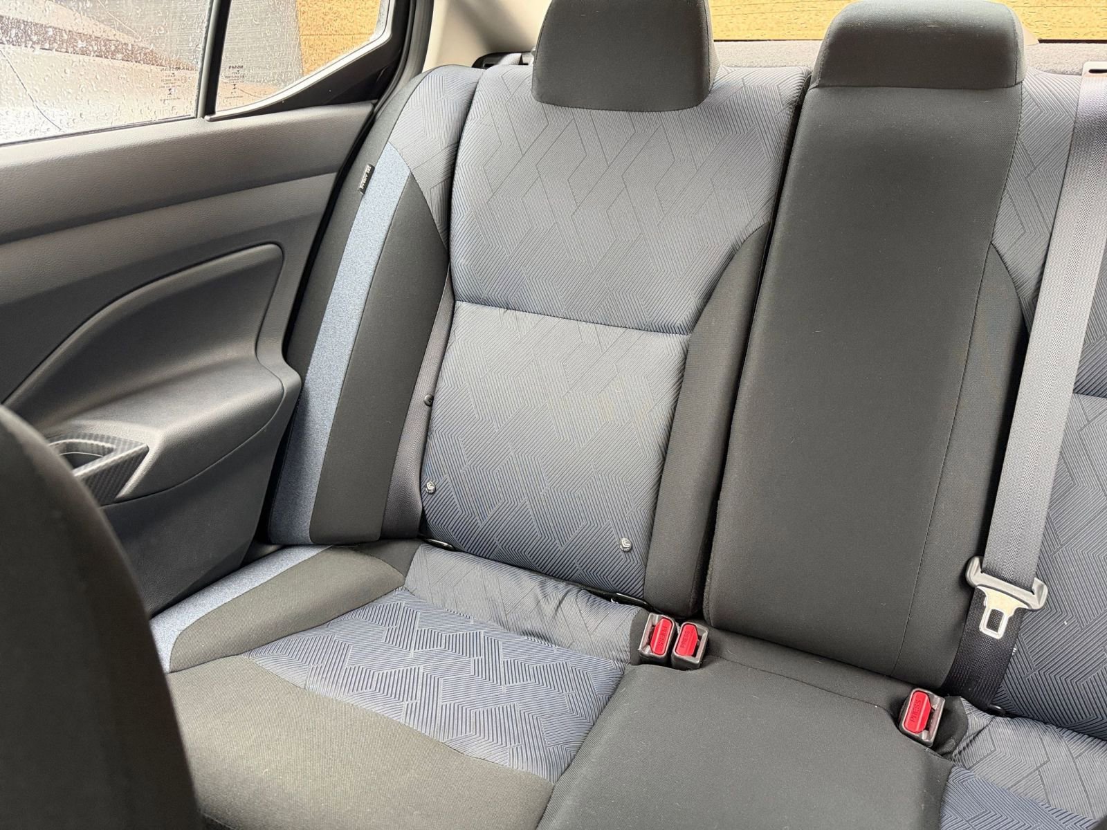 Used 2025 Nissan Versa SV FWD image 37