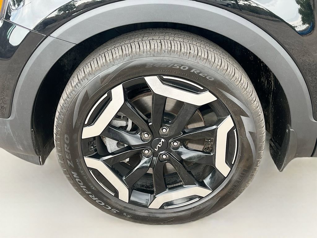 Used 2024 Kia Telluride EX w/ EX Captain's Chair Package image 34