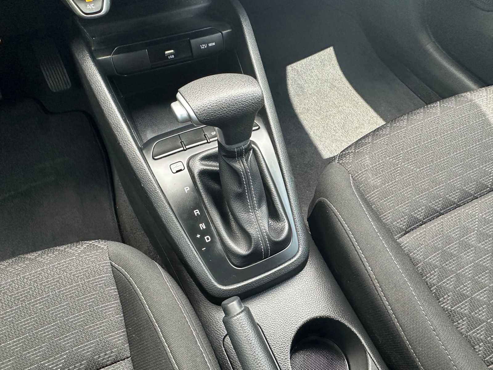 Used 2023 Kia Rio S image 23