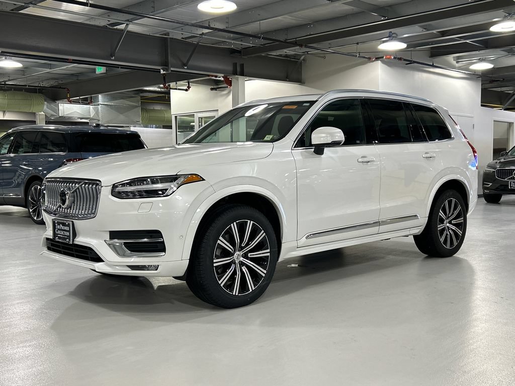 Used 2023 Volvo XC90 B6 Plus w/ Protection Package Premier AWD/4WD image 5