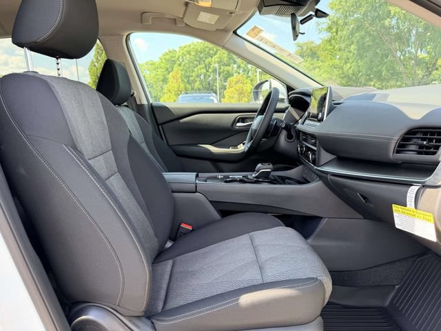 New 2026 Nissan Rogue SV FWD image 10