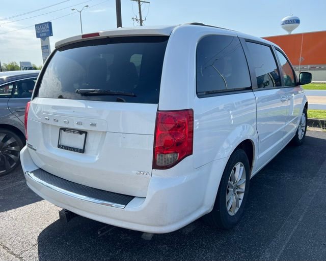 Used 2015 Dodge Grand Caravan SXT w/ UConnect Hands-Free Group FWD image 5