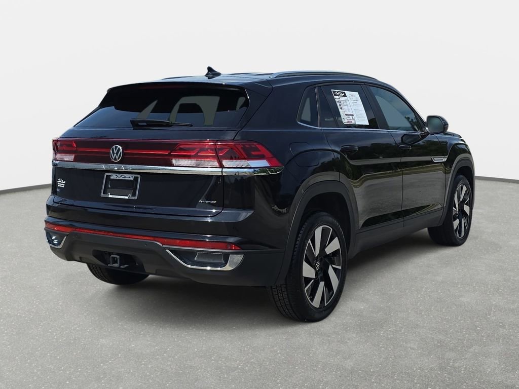 Used 2025 Volkswagen Atlas Cross Sport SE AWD/4WD image 5