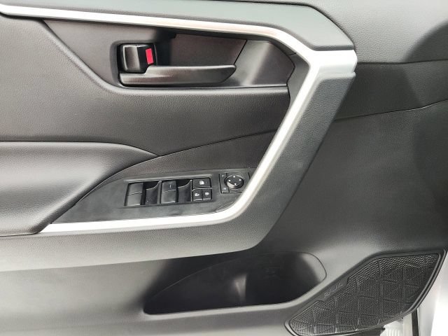 Certified 2025 Toyota RAV4 LE FWD image 11