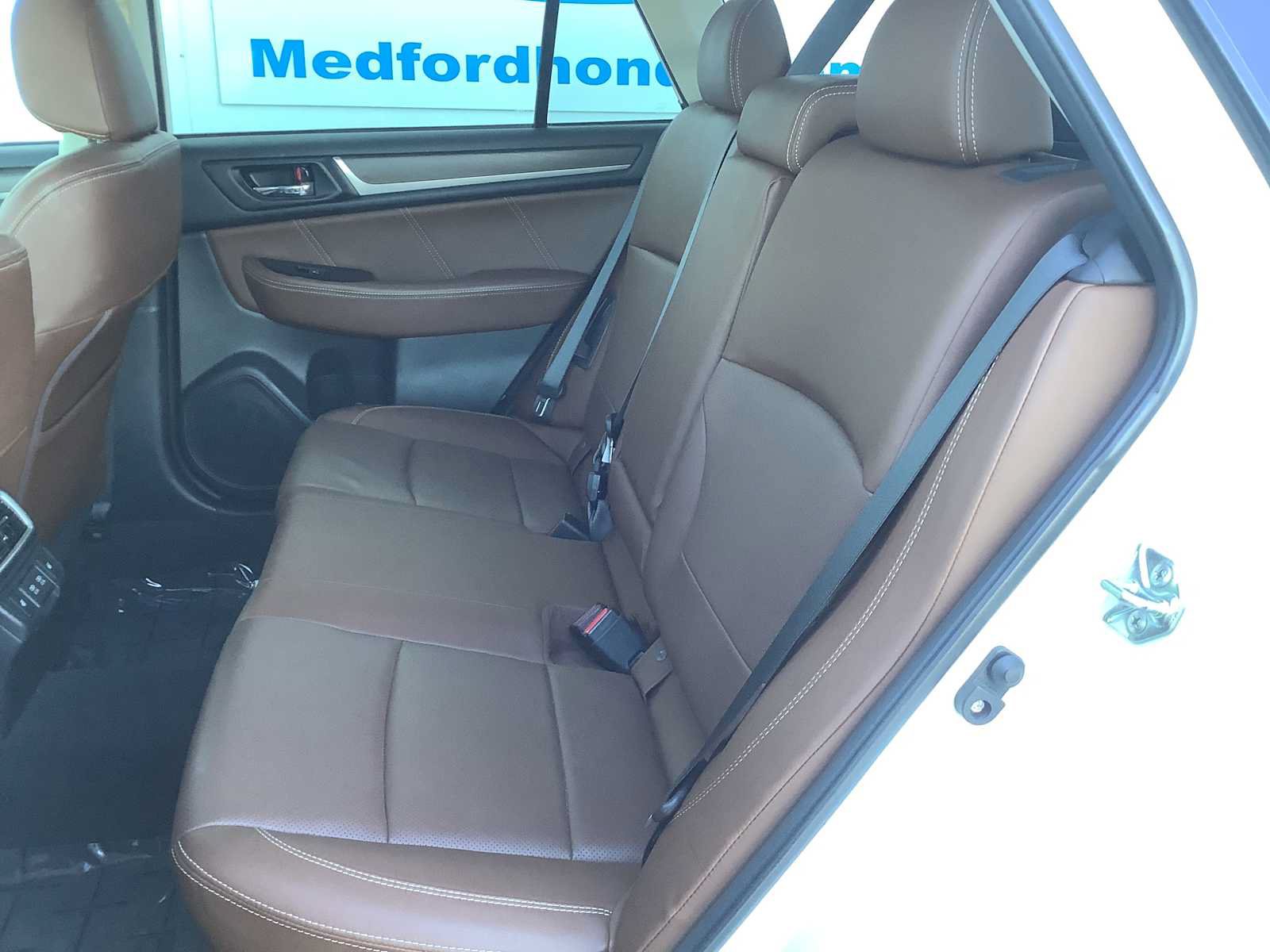 Used 2019 Subaru Outback 3.6R Touring w/ Popular Package #3A AWD/4WD image 13