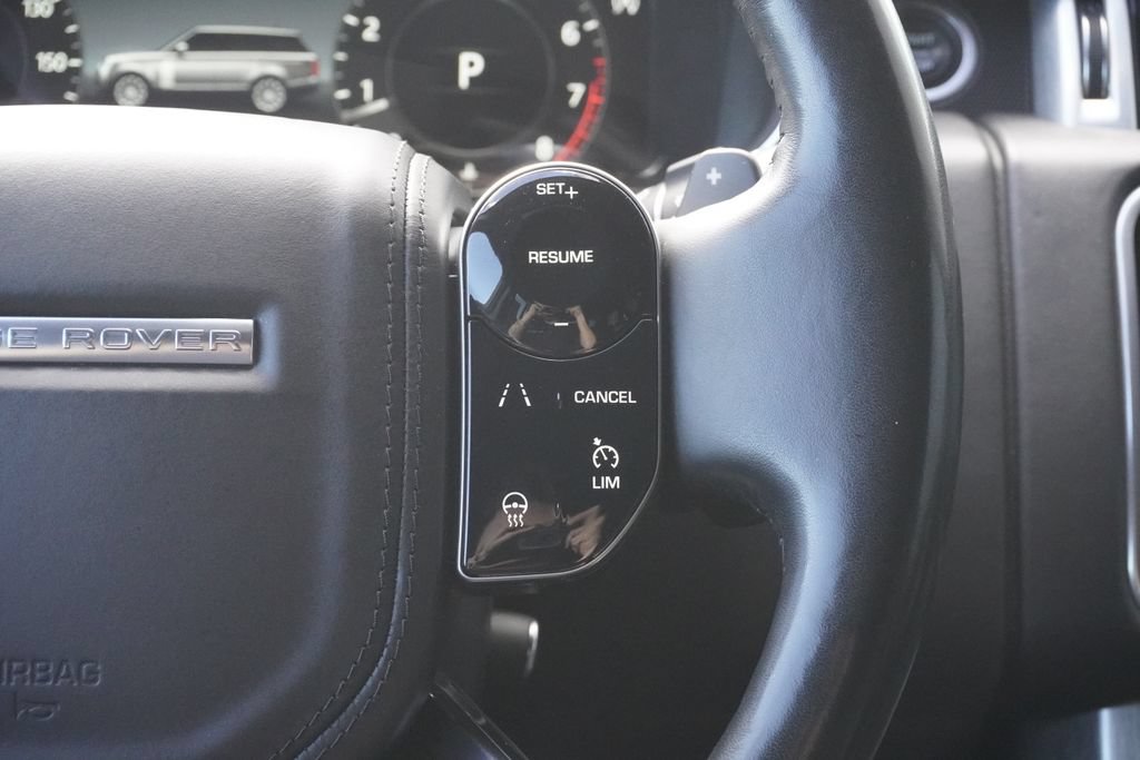 Used 2020 Land Rover Range Rover HSE AWD/4WD image 13