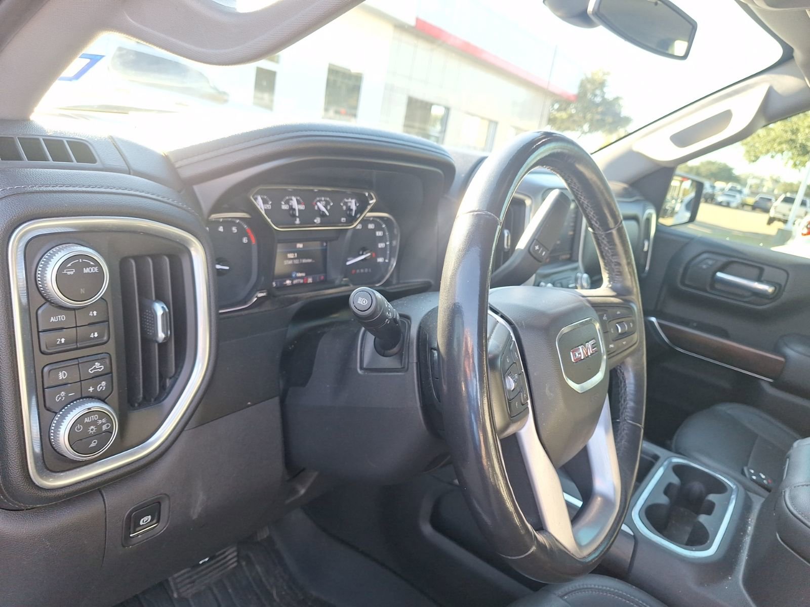 Used 2020 GMC Sierra 1500 SLT image 17