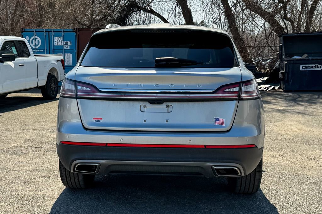 Used 2022 Lincoln Nautilus Reserve w/ Equipment Group 201A AWD/4WD image 4