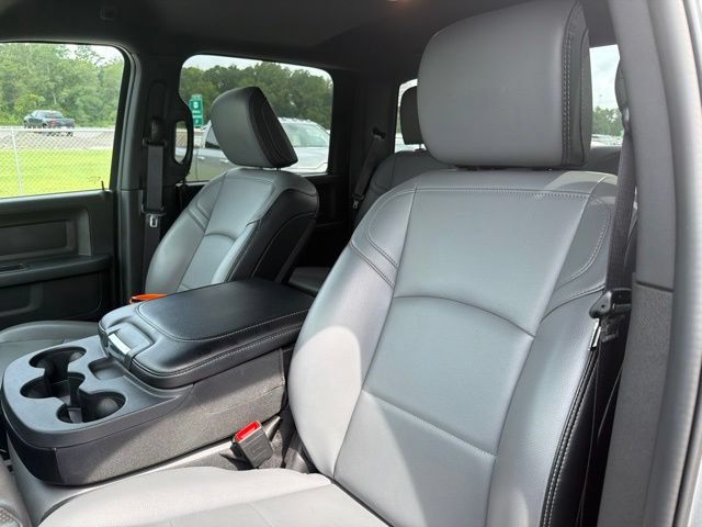 Used 2024 RAM 2500 Tradesman w/ Chrome Appearance Group AWD/4WD image 8