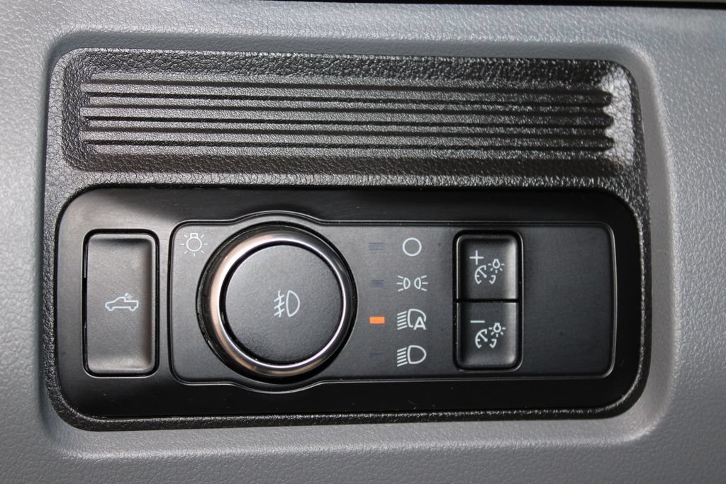 Used 2024 Ford F250 XL w/ STX Appearance Package AWD/4WD image 33