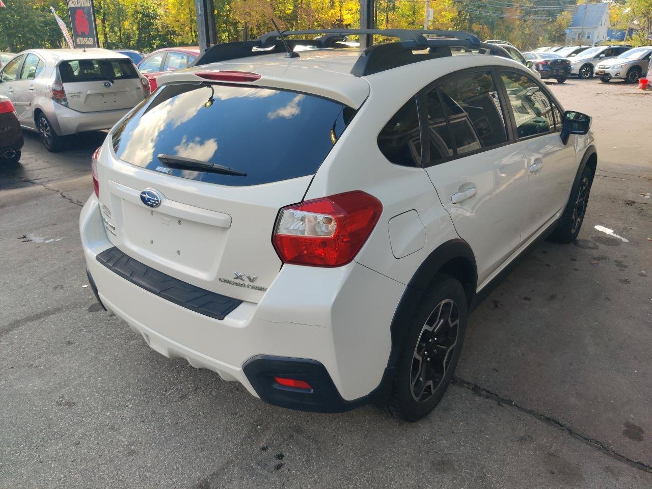 Used 2015 Subaru Crosstrek 2.0i Premium AWD/4WD image 6