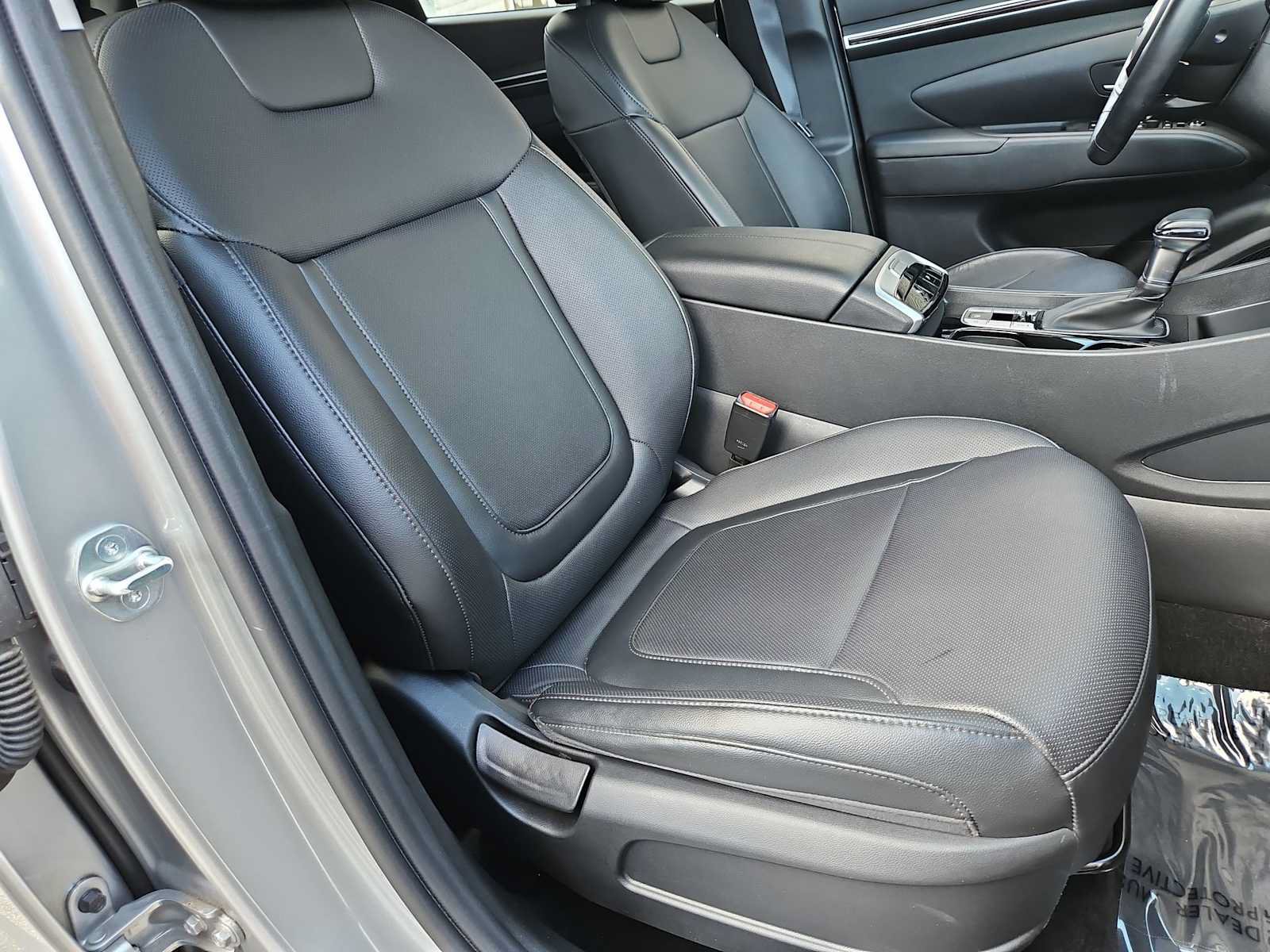 Certified 2024 Hyundai Tucson SEL w/ Convenience Package FWD image 21