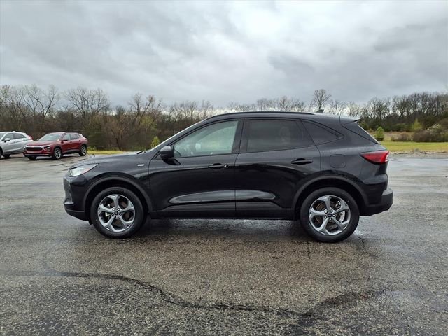 Used 2025 Ford Escape ST-Line image 32