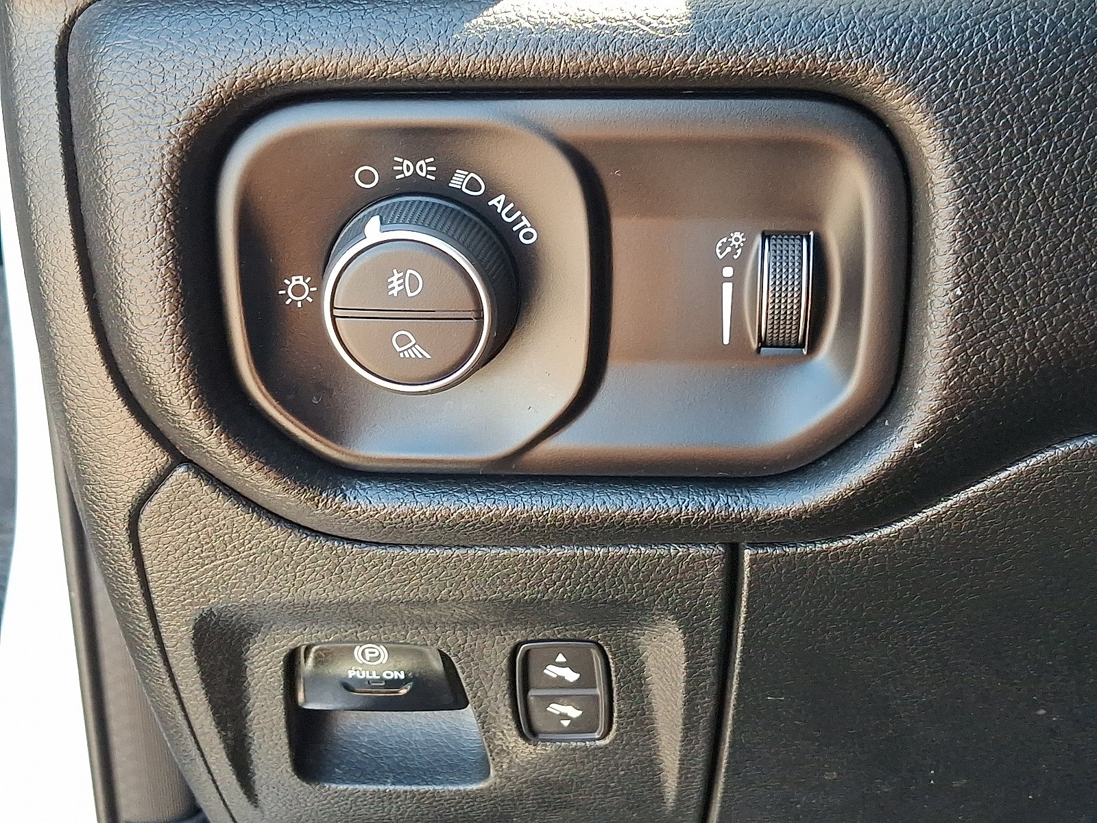 Certified 2023 RAM 1500 Big Horn AWD/4WD image 20