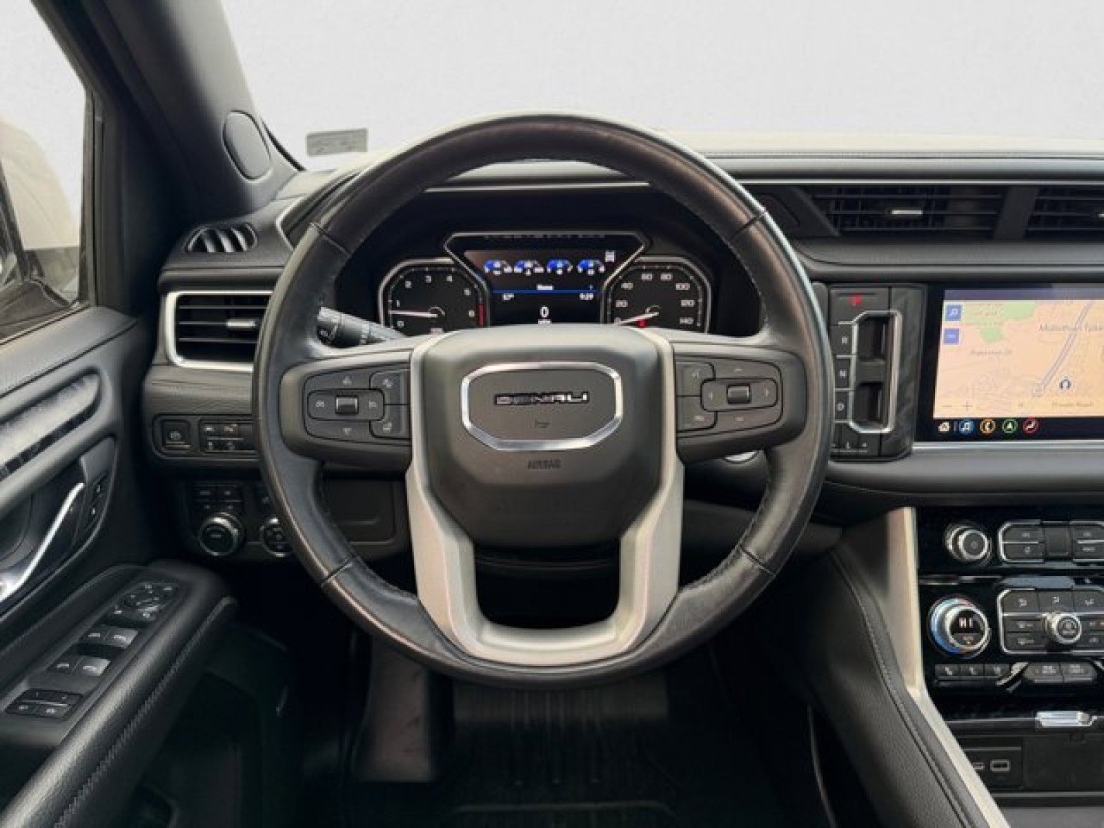 Used 2021 GMC Yukon Denali w/ LPO, Illumination Package AWD/4WD image 15