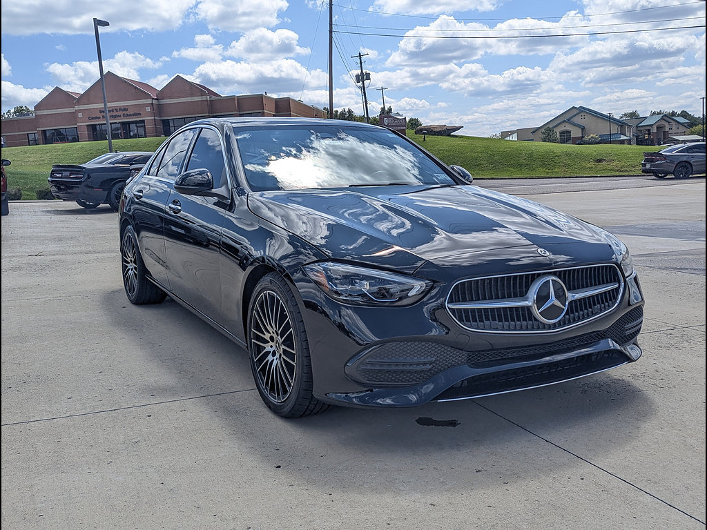 Used 2023 Mercedes-Benz C 300 4MATIC Sedan image 5