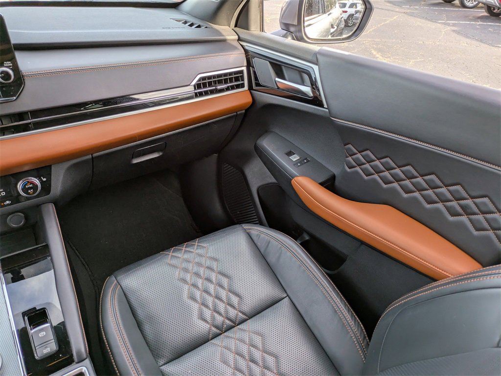 Used 2022 Mitsubishi Outlander SEL image 20