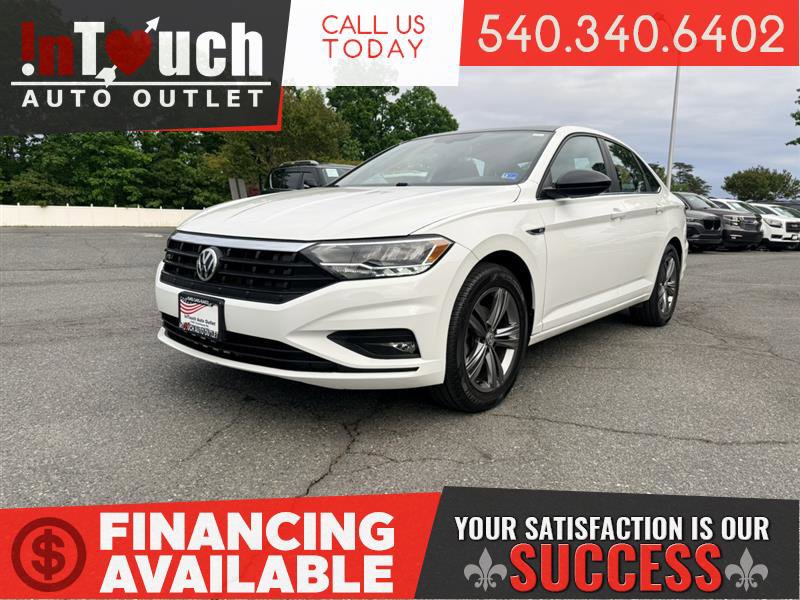 Used 2019 Volkswagen Jetta R-Line w/ R-Line Cold Weather Package FWD image 1