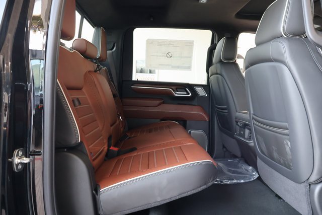 Used 2025 GMC Sierra 3500 Denali Ultimate image 20