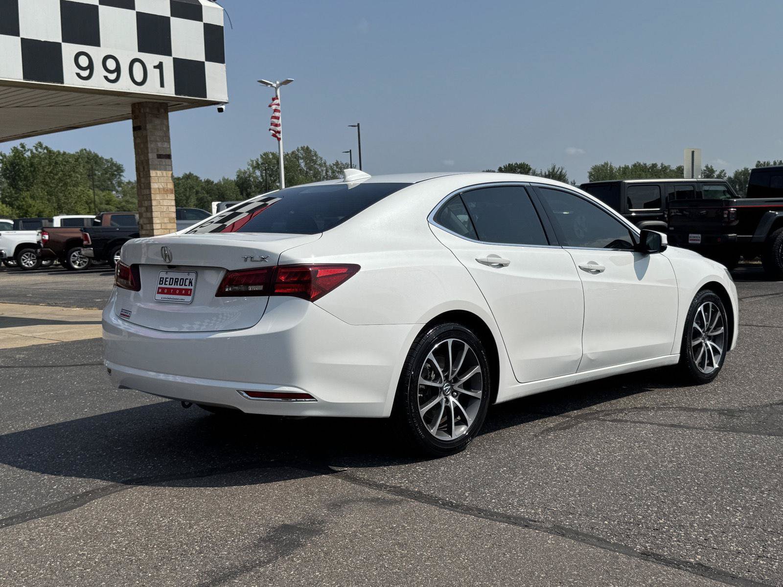 Used 2015 Acura TLX V6 w/ Technology Package FWD image 7