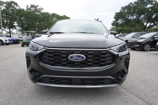 Certified 2023 Ford Escape ST-Line w/ Tech Pack #1 FWD image 26