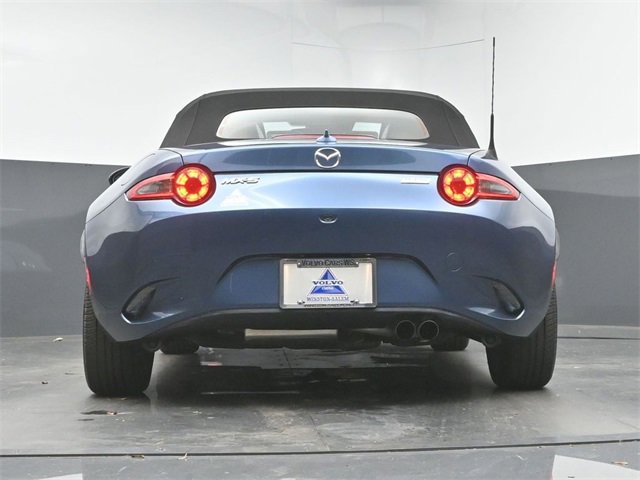 Used 2022 Volvo V60 T5 Cross Country w/ Advanced Package image 34