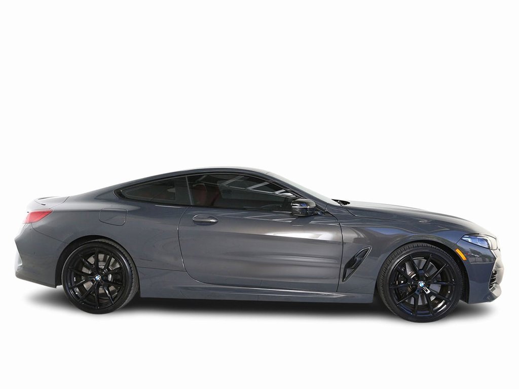 Used 2025 BMW M850i xDrive Coupe w/ M Sport Professional Package image 9