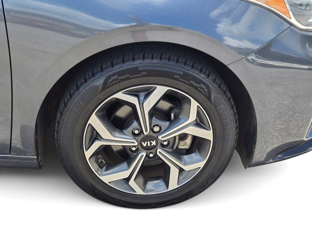 Used 2020 Kia Forte LXS FWD image 6