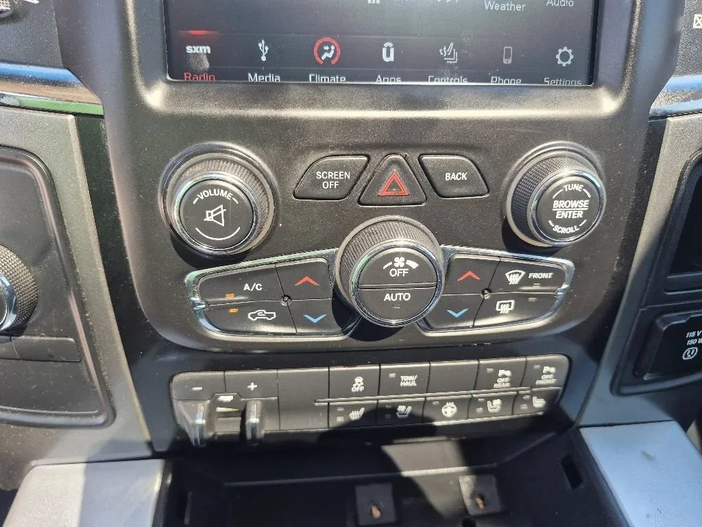 Used 2018 RAM 2500 Laramie w/ Sport Appearance Group AWD/4WD image 27