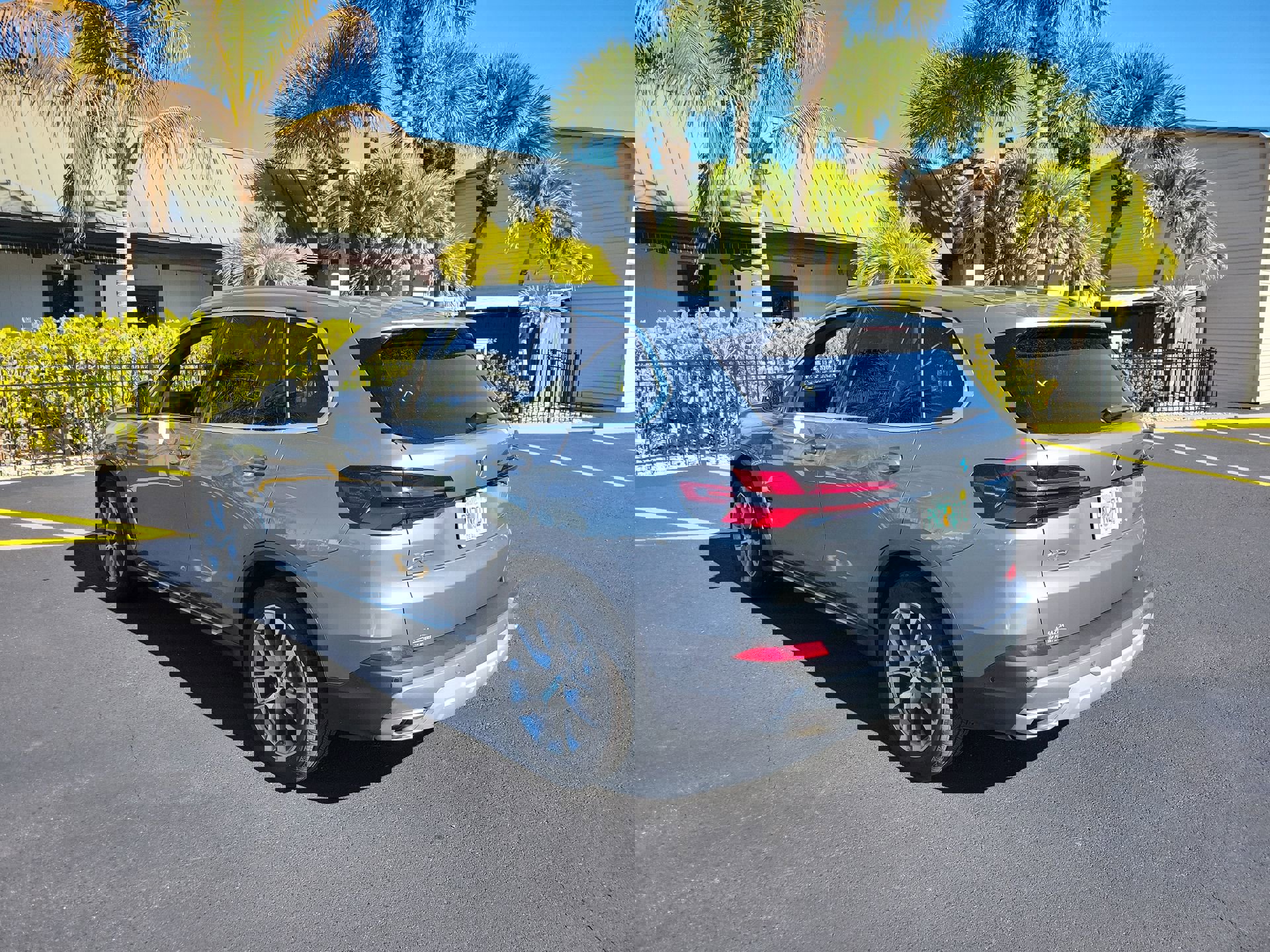 Used 2025 BMW X5 xDrive40i image 8