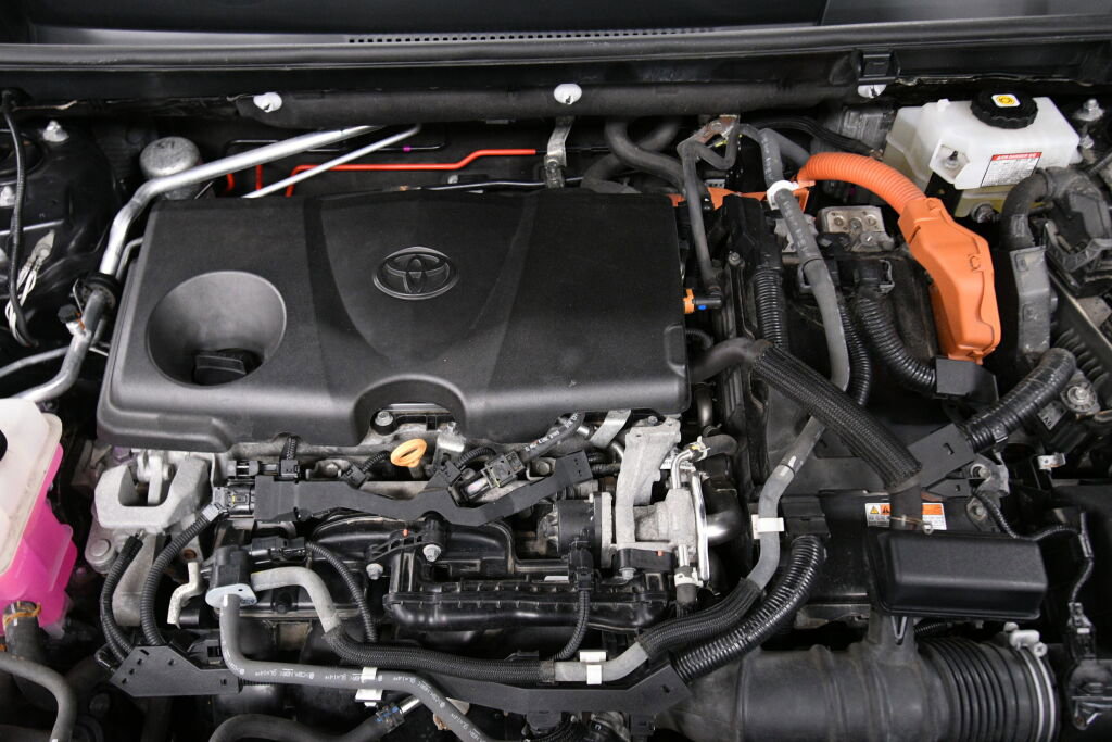 Used 2021 Toyota RAV4 Limited AWD/4WD image 37
