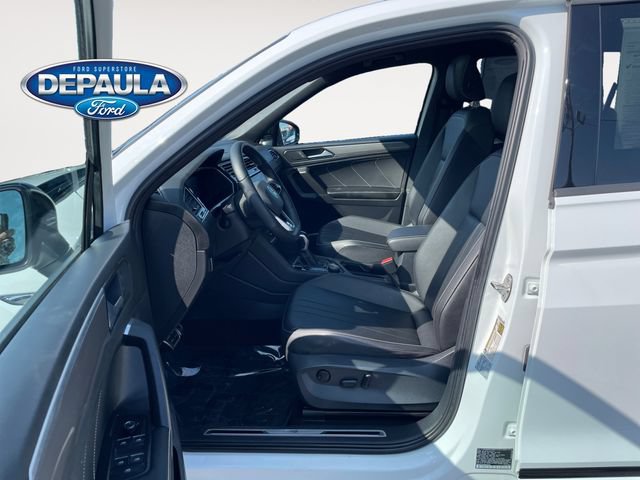 Used 2022 Volkswagen Tiguan SE R-Line AWD/4WD image 11