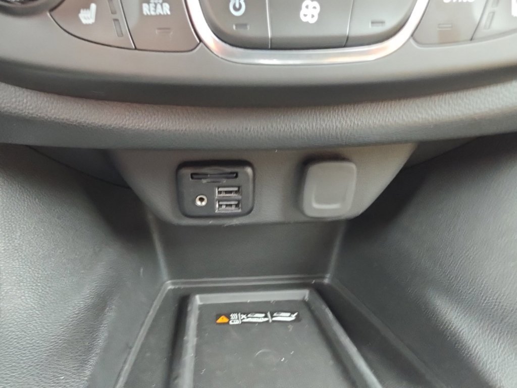 Certified 2023 Chevrolet Traverse Premier w/ LPO, Floor Liner Package AWD/4WD image 20