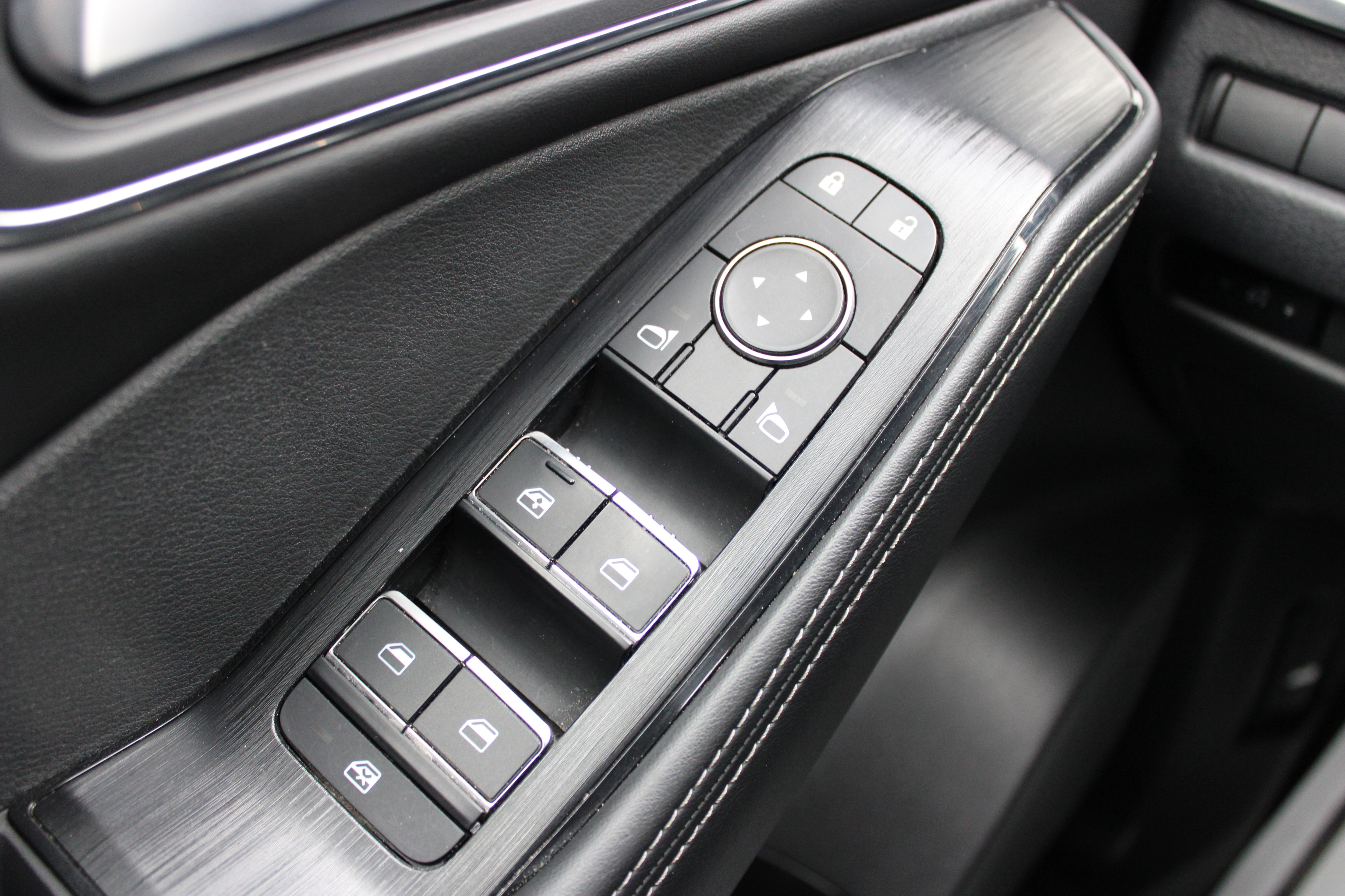 Certified 2021 Nissan Rogue SL image 30