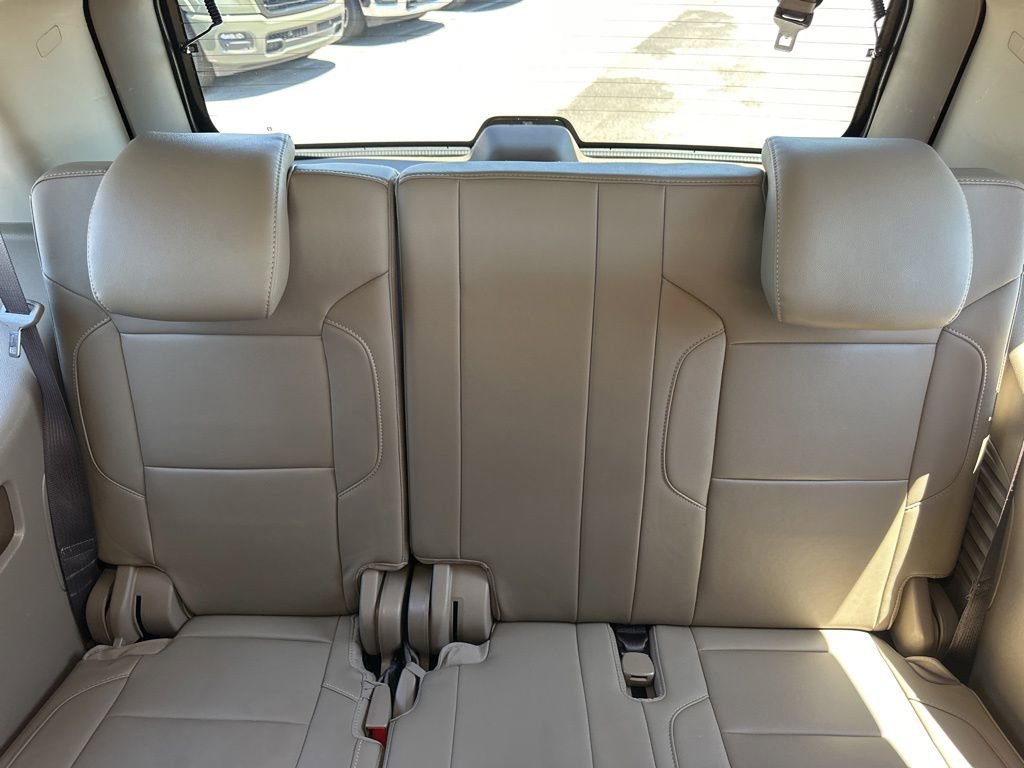 Used 2019 Chevrolet Tahoe LT RWD image 17